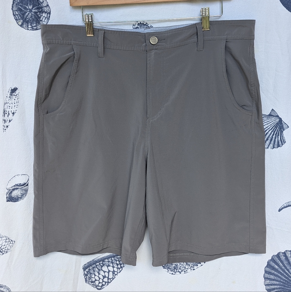 Free Fly Grey Shorts Size 34
